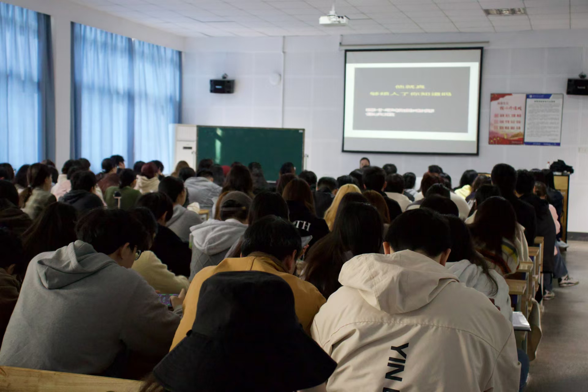 9f0563f73dda46909daeb226ed1e08d1.jpg 9f0563f73dda46909daeb226ed1e08d1.jpg